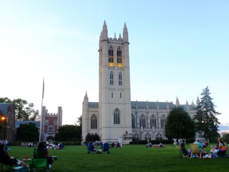 Outdoor Carillon Concert Series Welcomes Visitors to Main Quad